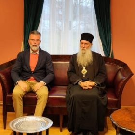 ПОТПИСАН ПРОТОКОЛ О САРАДЊИ ИЗМЕЂУ ЕПАРХИЈЕ ПАКРАЧКО-СЛАВОНСКЕ И МУЗЕЈА ЖРТАВА ГЕНОЦИДА