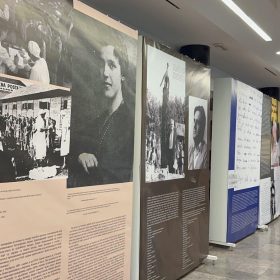 Отворена изложба под насловом ,,ПОВРАТАК: Прича која траје“ у Холу Никшићког позоришта